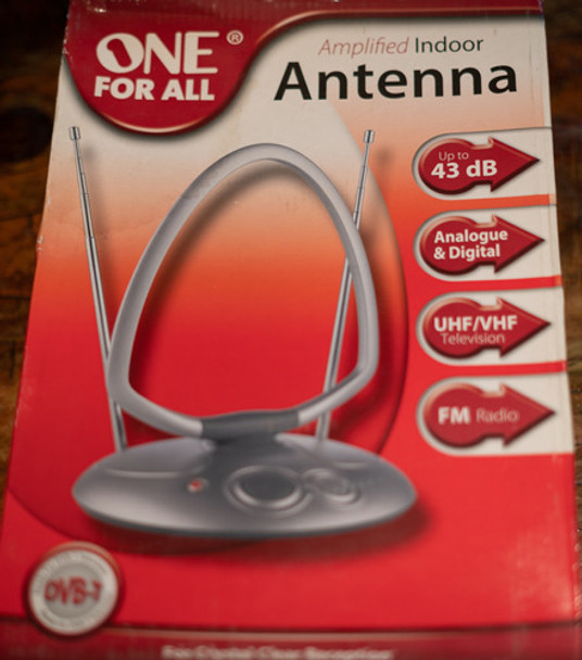 Antena Interior Tda Tv Analógica Digital One For All Sv9141 0