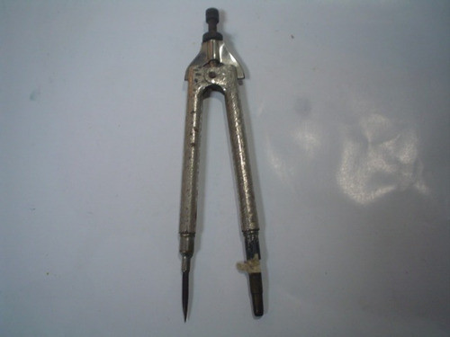 Antiguo Compas Balustrin A Tornillo Instrumento Medicion 0