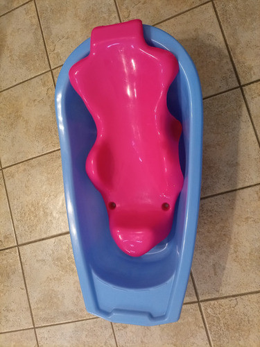 Practico Adaptador Para Bañar Bebes De Colombraro 0
