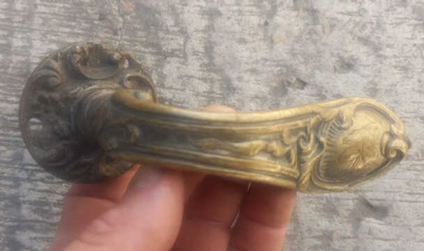 Antigua E Importante Manija De Puerta En Bronce Trabajado 0