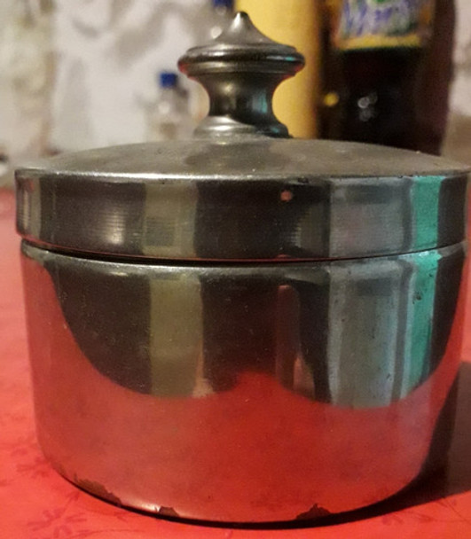 Alajero Antiguo De Metal 0
