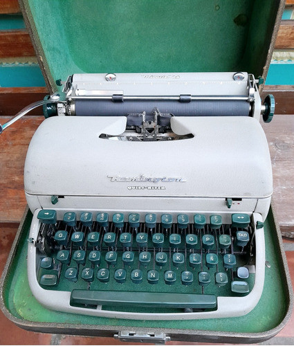 Antigua Máquina De Escribir Remington Quiet Riter Funciona 0