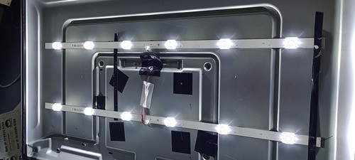 Dos Tiras De Leds Philips 32phd6825/77 0