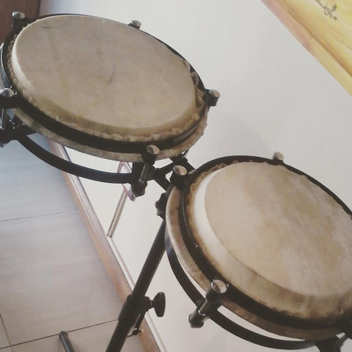 Congas Compactas Con Soporte Central 0