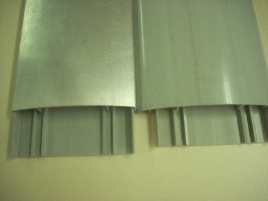 Electro Canal Floor Cable Raceway Aluminum Body and PVC Base