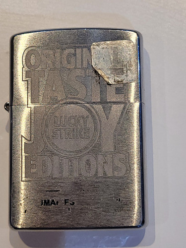 Zippo Lucky Strike Original Lighter Zippo Lucky Strike Original Lighter