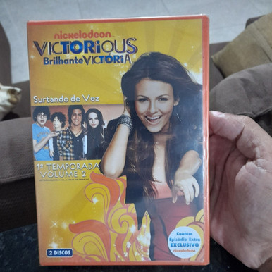 Nickelodeon Victorious Brilliant Box Set with 2 DVDs Season 1