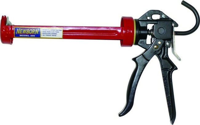 Newborn #250 Caulk Gun 11 Oz