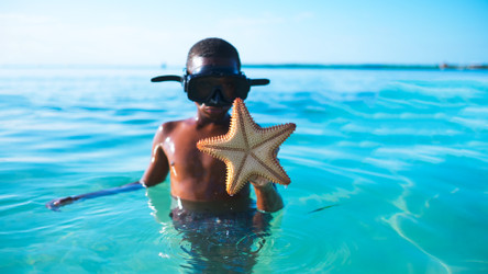 Family Snorkeling Adventures: A Guide to Introducing Kids to the Magical World of Snorkeling