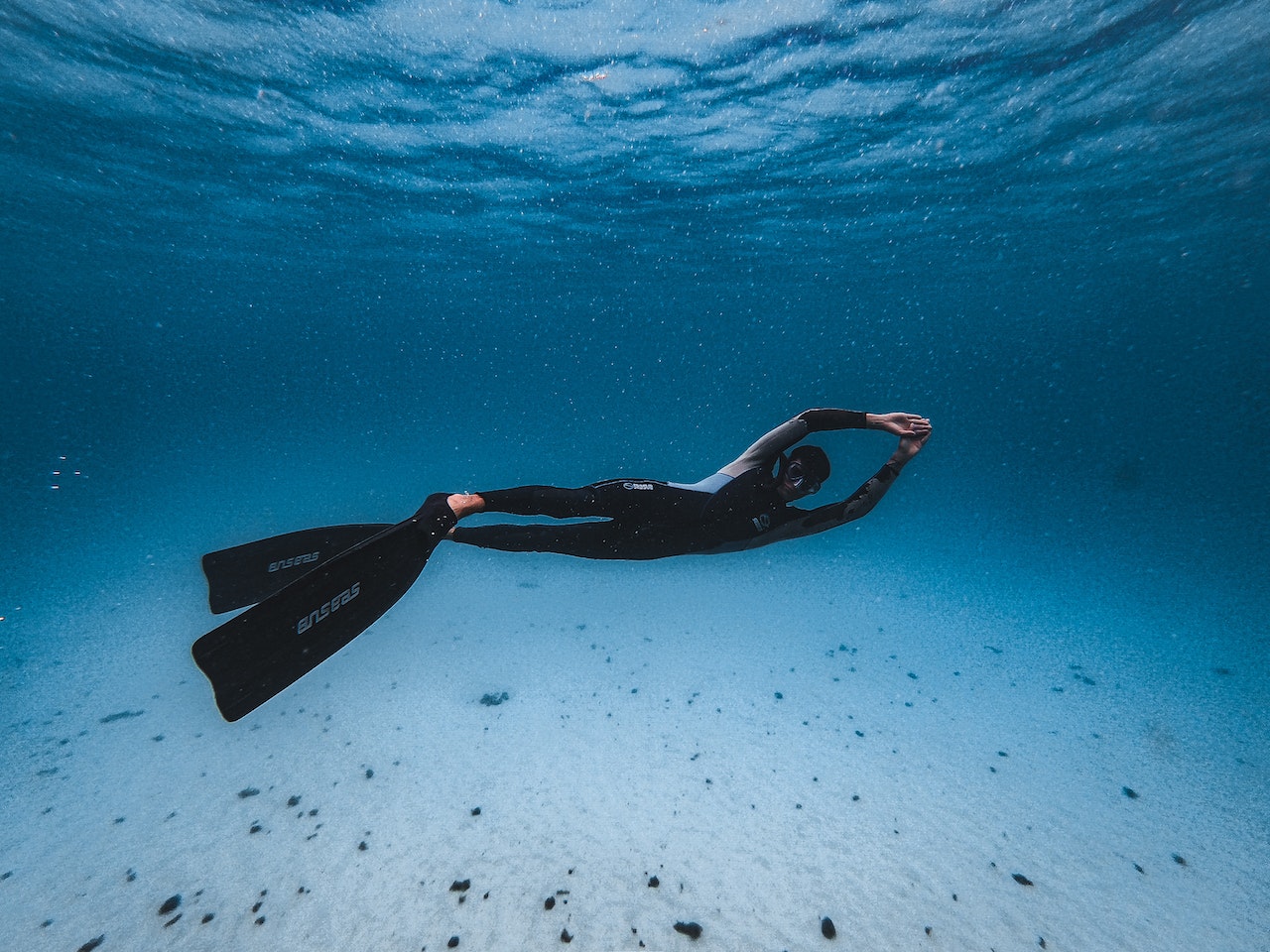 Wholesale long blade diving fin For Improved Swimming Technique 