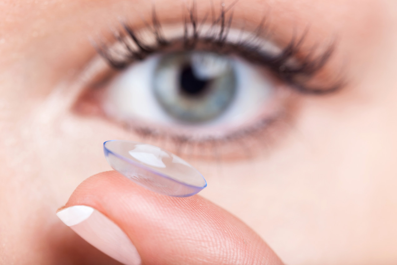 The Beginner’s Guide to Wearing Contacts WebEyeCare