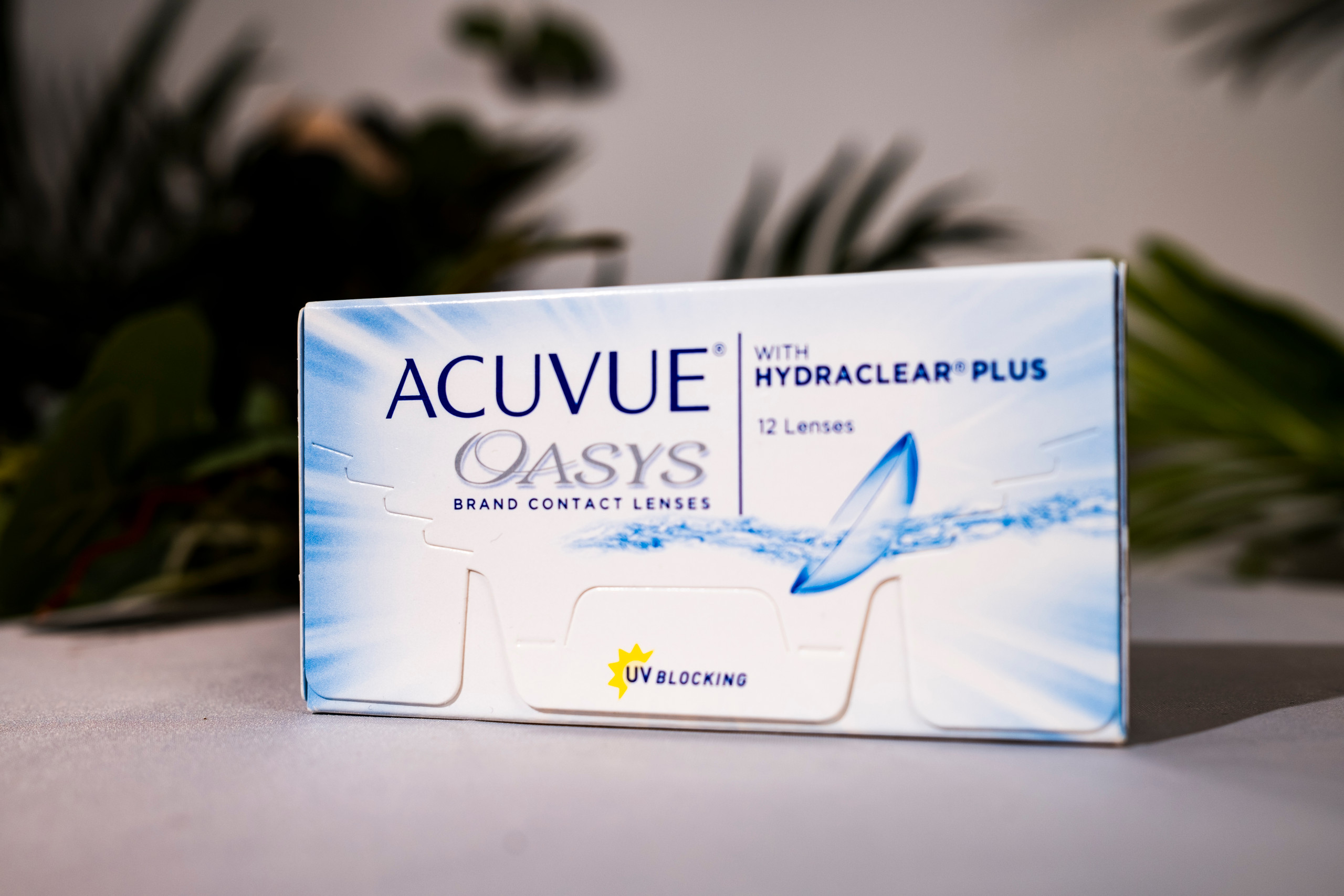 Comparison of Acuvue Oasys vs. Other Contact Lens Brands EyeCare