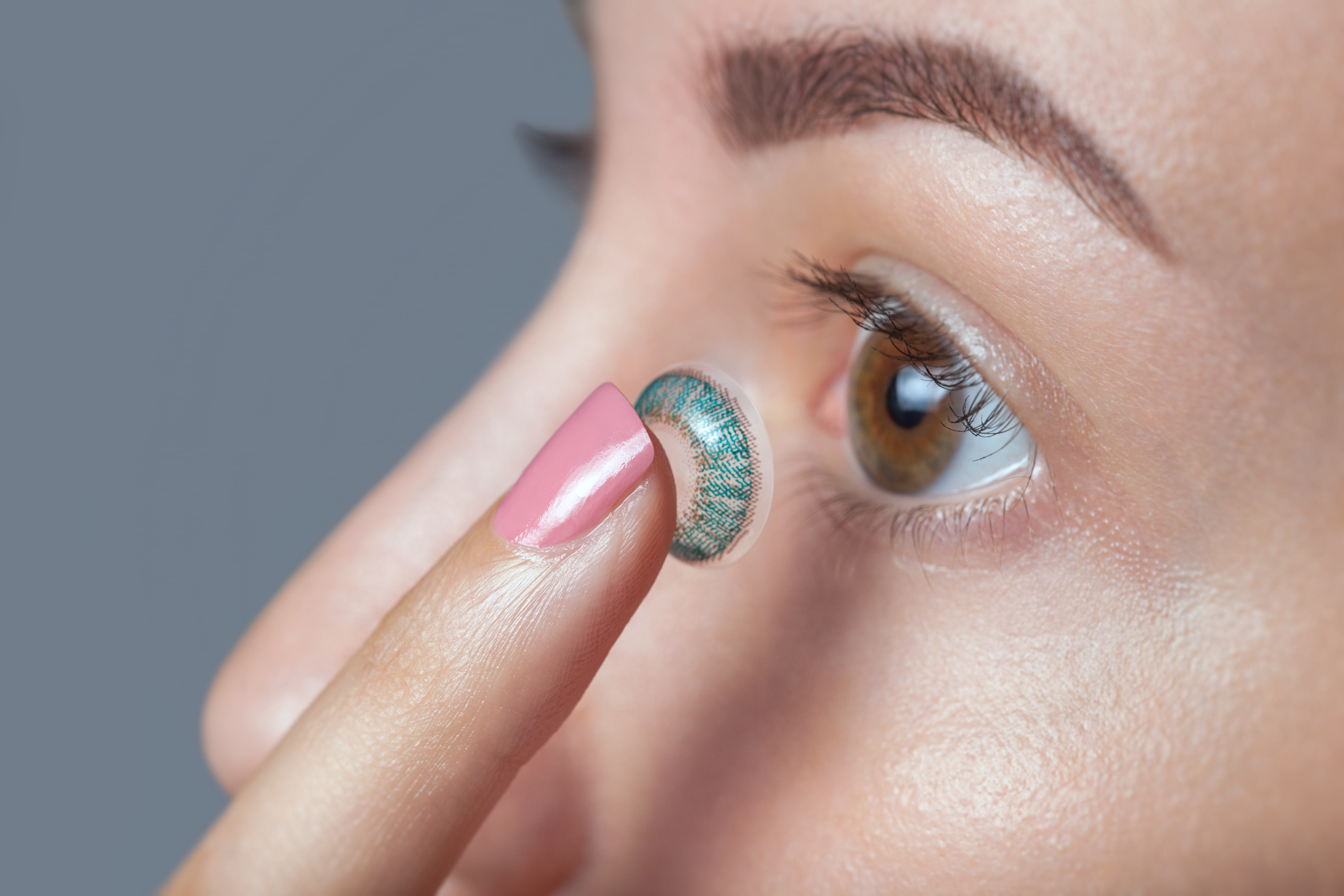 Blue vs. Green Colored Contact Lenses: Which One Is Better Option For You, by Elklens