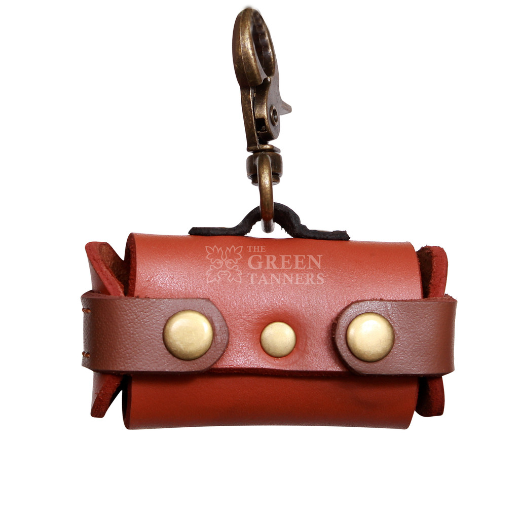 Handcrafted Leather Dog Poop Bags for Pet Owners - Detailed View Handcrafted Leather Dog Poop Bags for Pet Owners - Detailed View