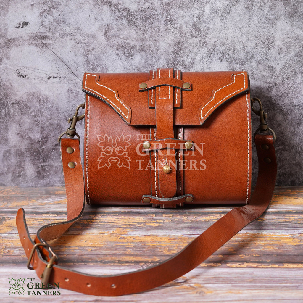 Vintage Shoulder Bag, Old School Bag, Leather bag