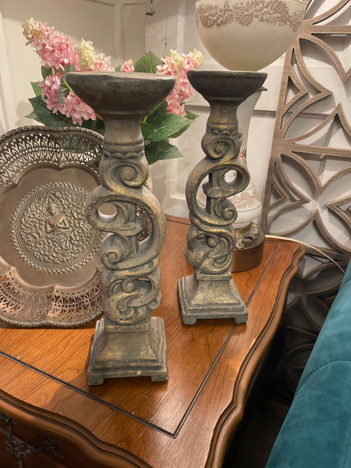 GOLD RESIN SCROLL CANDLEHOLDERS GOLD RESIN SCROLL CANDLEHOLDERS