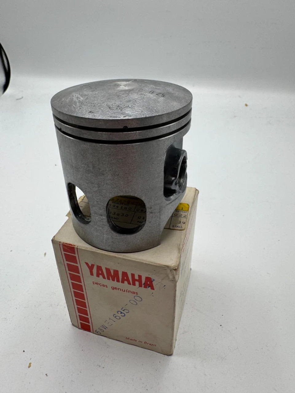 NOS OEM Yamaha Piston 0.25 O/S 1990-98 RT80 Off Road 58W-E1635-00