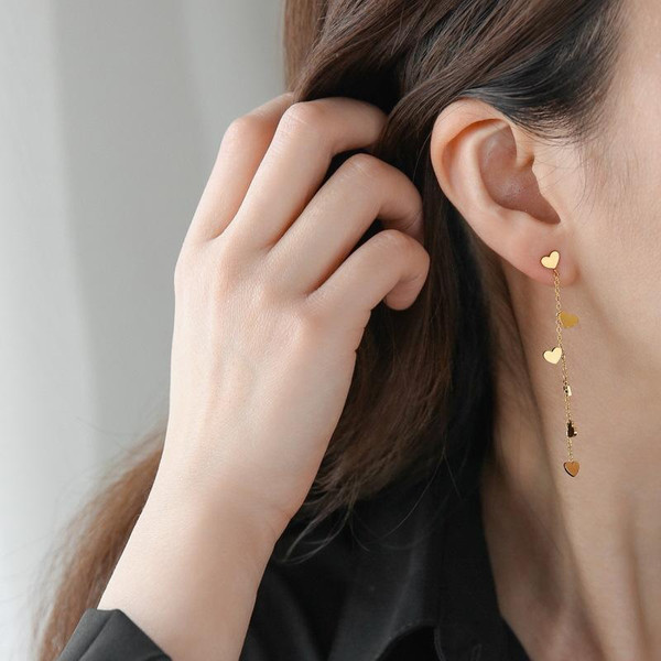 Light luxury cold wind simple love long tassel earrings personalized fashion niche earrings earrings earwires female do not lose color eve Light luxury cold wind simple love long tassel earrings personalized fashion niche earrings earrings earwires female do not lose color eve