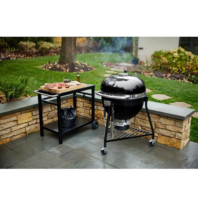 er 24 in. Summit E6 Charcoal Kamado Grill and Smoker