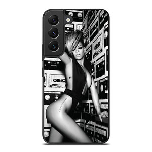RIHANNA SEXY POSE Samsung Galaxy S22 Plus Case