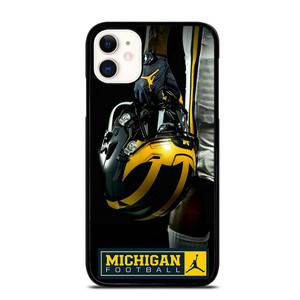 MICHIGAN WOLVERINES FOOTBALL TEAM iPhone 11 Case