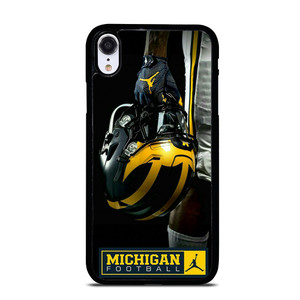 MICHIGAN WOLVERINES FOOTBALL TEAM iPhone XR Case
