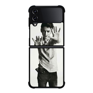 NOAH SCHNAPP 2 Samsung Galaxy Z FLip4 5G Case Cover