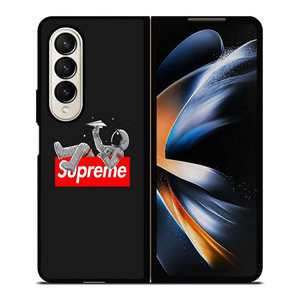 SUPREME X ASTRONAUT Samsung Galaxy Z Fold 4 Case Cover SUPREME X ASTRONAUT Samsung Galaxy Z Fold 4 Case Cover
