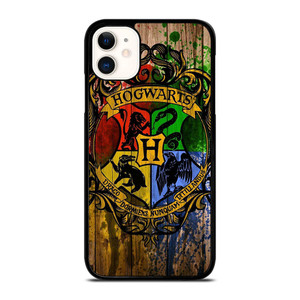HOGWARTS HARRY POTTER LOGO WOOD iPhone 11 Case