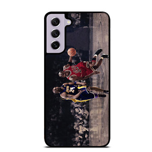 KOBE BRYANT VS MICHAEL JORDAN Samsung Galaxy S21 FE Case