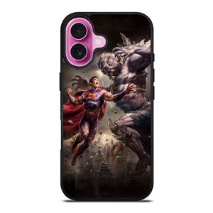 SUPERMAN VS DOOMSDAY ART iPhone 16 Plus Case SUPERMAN VS DOOMSDAY ART iPhone 16 Plus Case