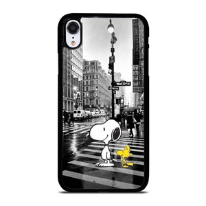SNOOPY STREET RAIN iPhone XR Case SNOOPY STREET RAIN iPhone XR Case