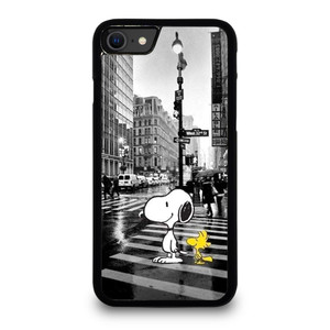 SNOOPY STREET RAIN iPhone SE 2020 Case