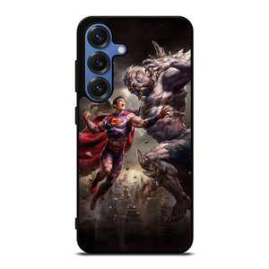 SUPERMAN VS DOOMSDAY ART Samsung Galaxy S25 Case SUPERMAN VS DOOMSDAY ART Samsung Galaxy S25 Case