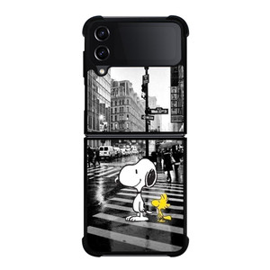 SNOOPY STREET RAIN Samsung Galaxy Z FLip4 5G Case Cover SNOOPY STREET RAIN Samsung Galaxy Z FLip4 5G Case Cover
