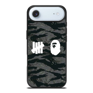 UNDEFEATED BAPE LOGO CAMO iPhone Air Case