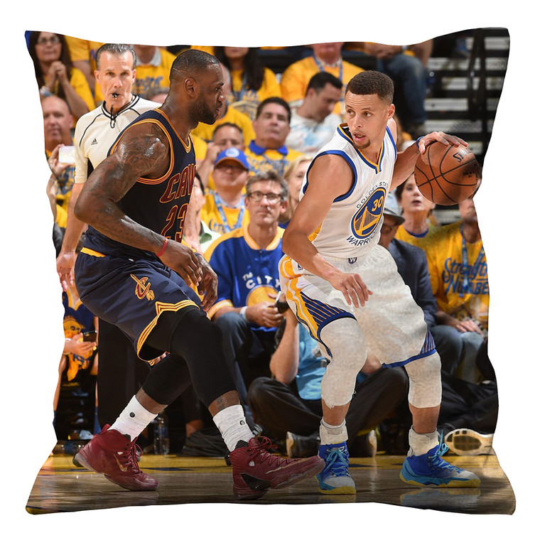 STEPHEN CURRY VS LEBRON Cushion Case Cover