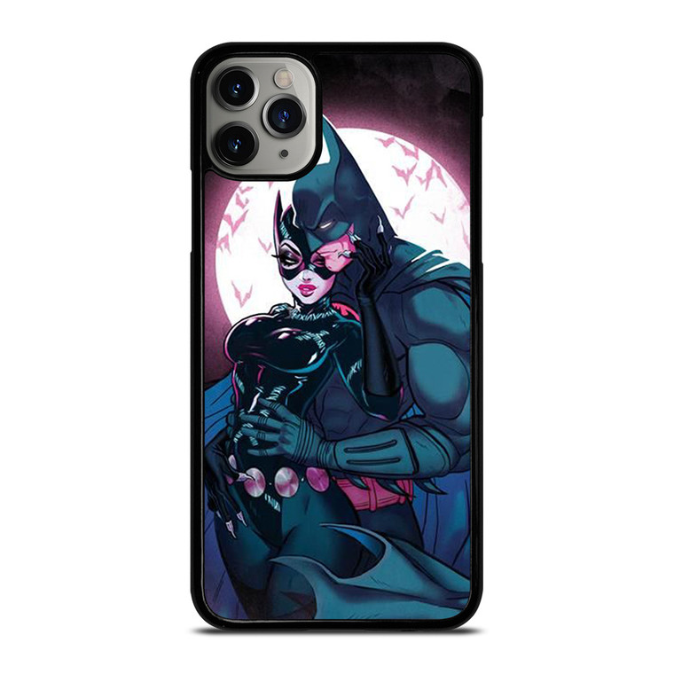 BATMAN AND CATWOMAN ROMANCE iPhone 11 Pro Max Case