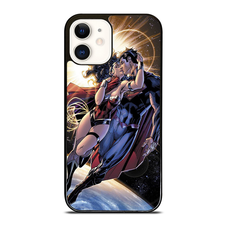 SUPERMAN KISSING WONDER WOMAN iPhone 12 Case