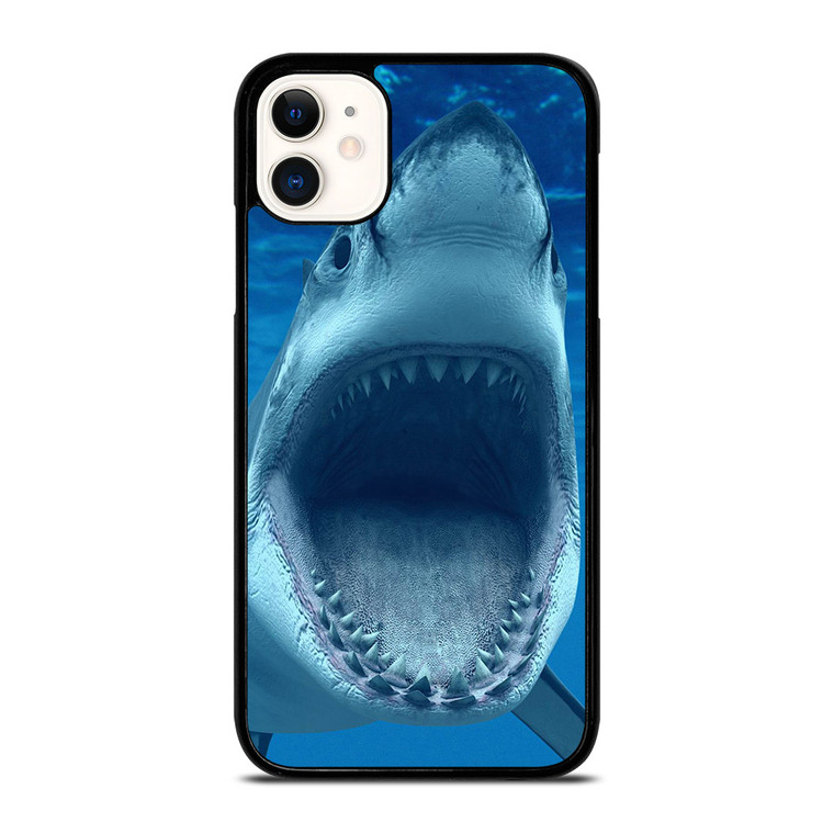 GREAT WHITE SHARK iPhone 11 Case