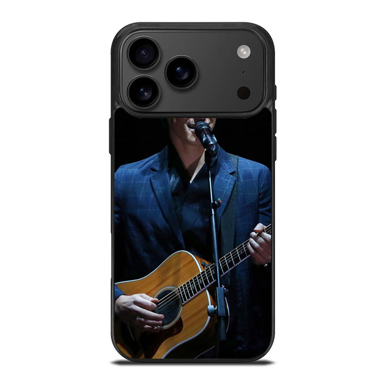 SHAWN MENDES AND GUITAR  iPhone 17 Pro Max Case