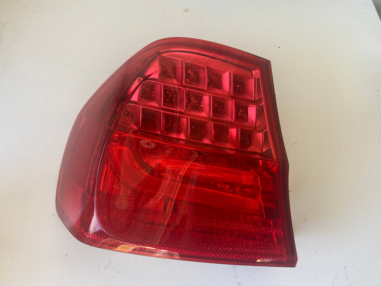 BMW E90 SEDAN LATE 2008-2011 USED LH OUTER LED TAIL LIGHT 4871731 ...