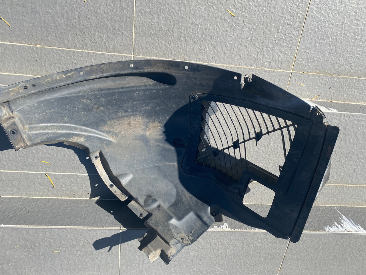 BMW X5 E70 USED RHF INNER GUARD LINER 5171 - 7 169 418 - Parts 4 ...