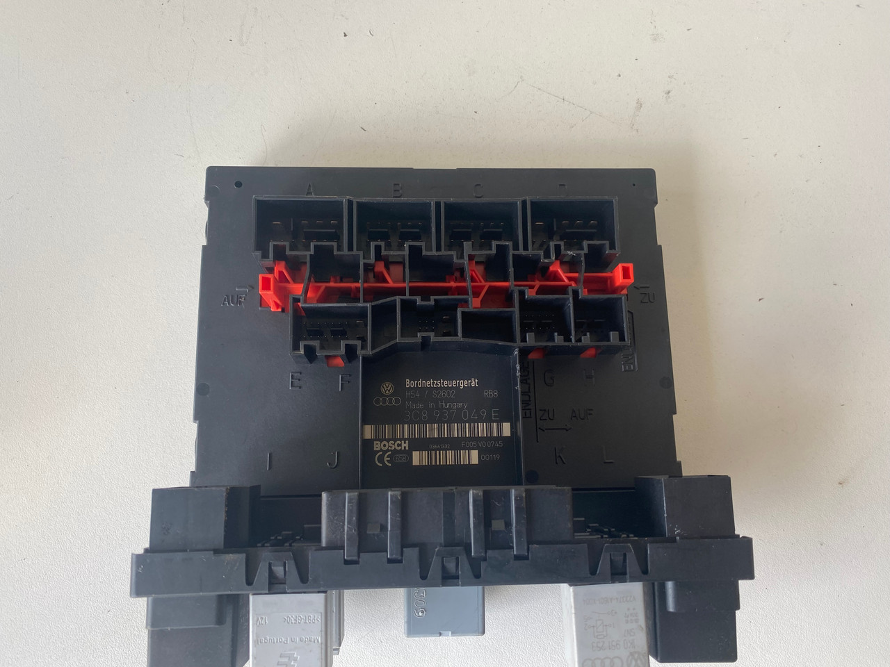 VW PASSAT CC 3C USED COMFORT CONTROL MODULE / RELAY BOX 3C8 937 049 E