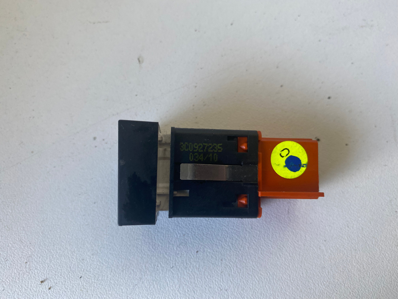 VW PASSAT 3C USED PDC SWITCH 3C0 927 235 - Parts 4 European Cars