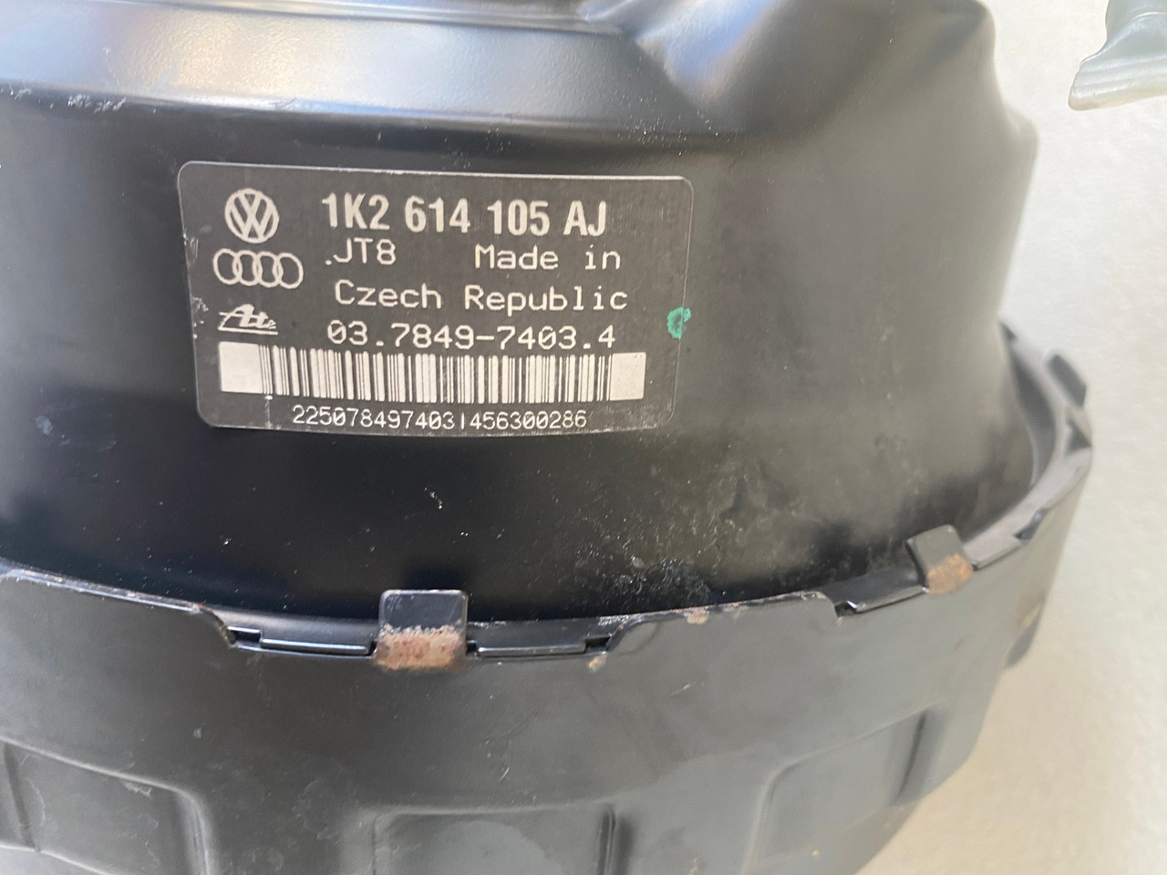 VW GOLF MK5 20042008 USED BRAKE BOOSTER 1K2 614 105 AJ Parts 4