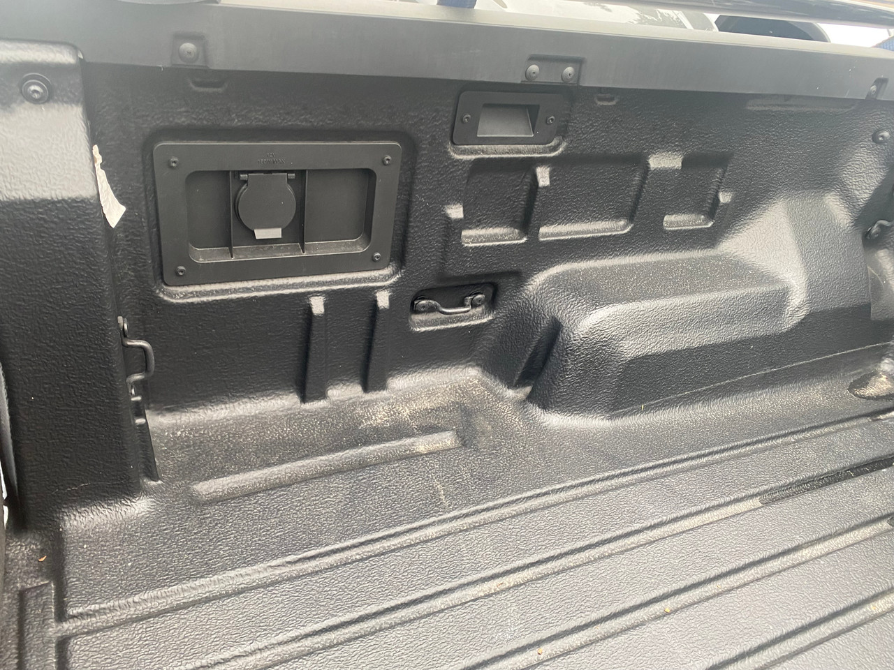 VW AMAROK 2024 USED TUB LINER VW2HJ061162