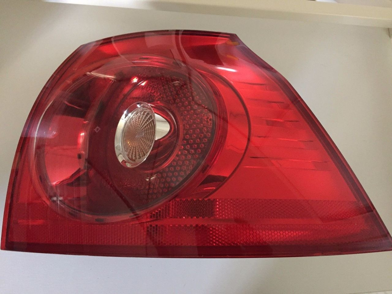 VW GOLF MK5 USED RH TAIL LIGHT Parts 4 European Cars