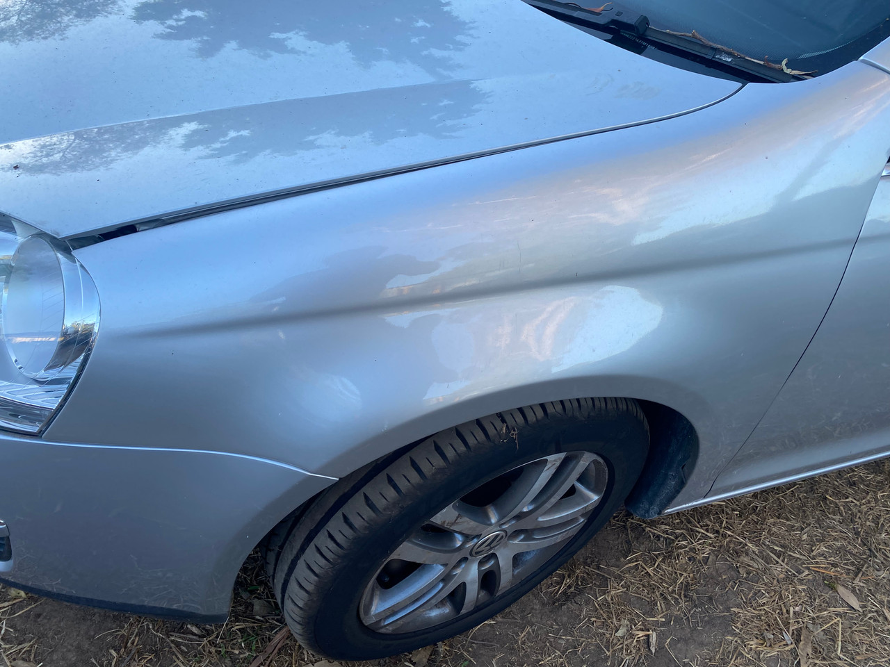 VW JETTA 2005-2010 USED LH GUARD IN SILVER LA7W PAINT CODE