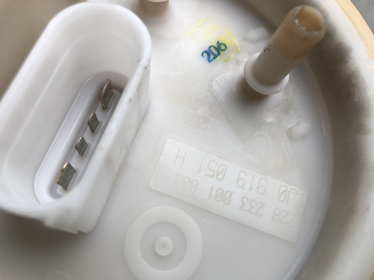 VW GOLF BORA MK4 USED FUEL PUMP 1J0 919 051 H Parts 4 European Cars